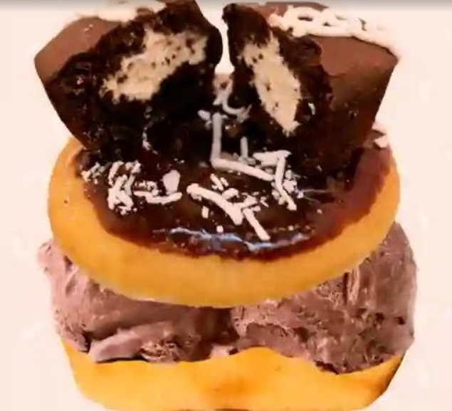 Dona Pingu con Nieve de Chocolate